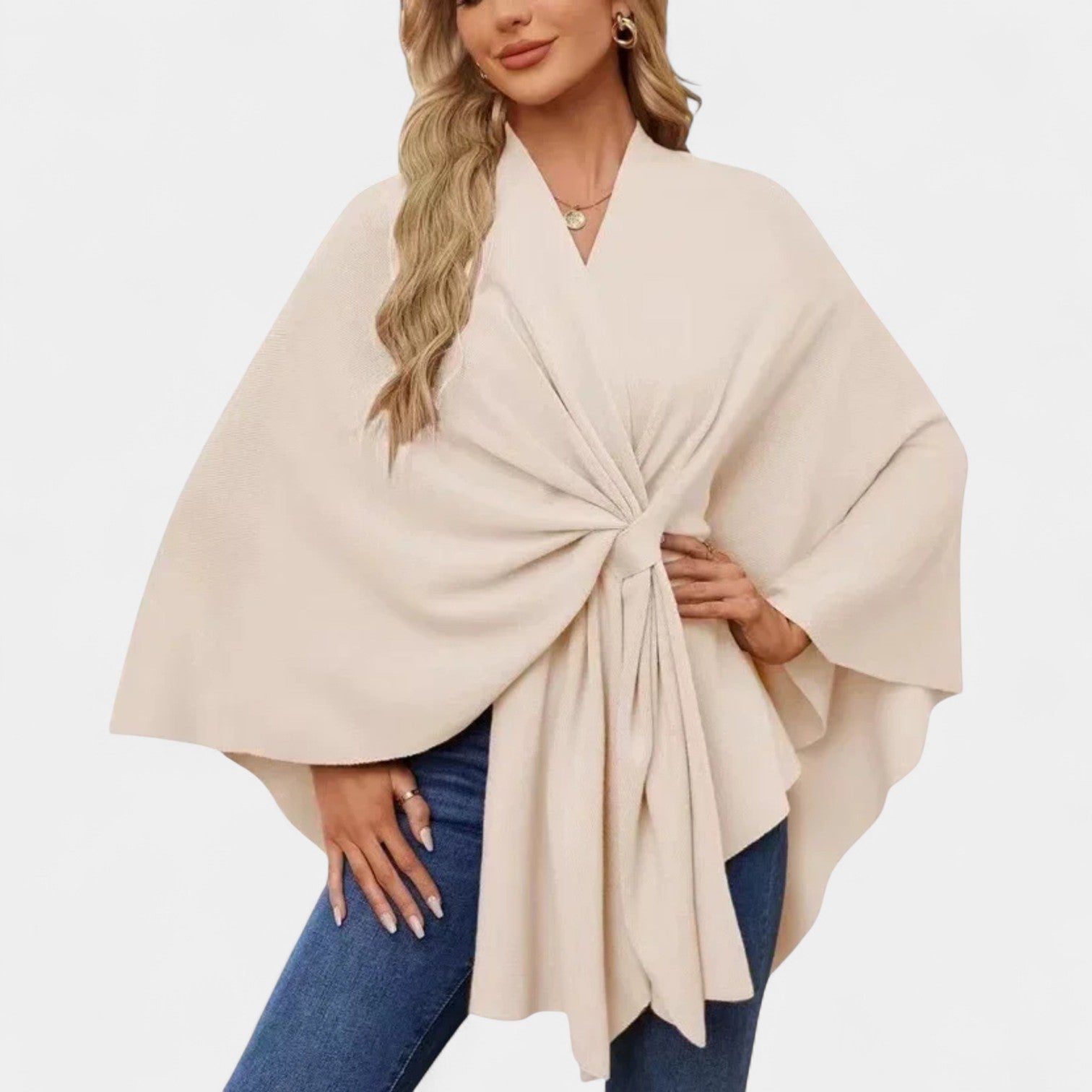 Daniela – Elegantní pončo s jemným spadením a mašlí